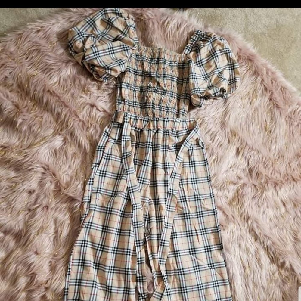 Tops and pants set